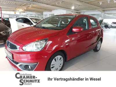 Gebraucht Mitsubishi Space Star Edition 71 PS (52 kW) 2018 Amarenarot Kleinwagen