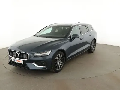 Gebraucht Volvo V60 Inscription 150 PS (110 kW) 2019 Blau Kombi