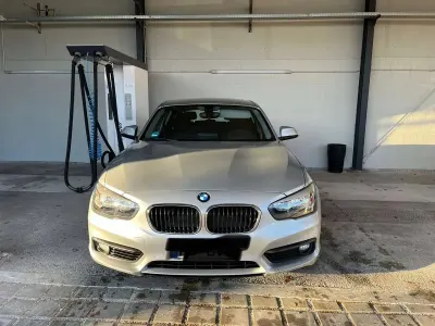 Gebraucht BMW 118 Advantage 136 PS (100 kW) 2016 Grau Kleinwagen