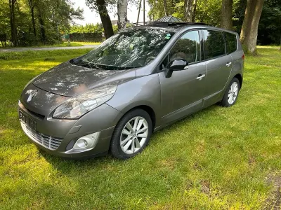 Gebraucht Renault Scénic III 150 PS (110 kW) 2011 Grau Van / Kleinbus