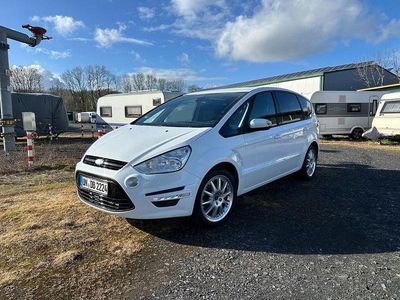 Gebraucht Ford S-MAX Titanium 160 PS (117 kW) 2011 Weiß Van / Kleinbus