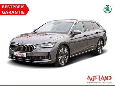 Usado Skoda Superb 193 CV (141 kW) 2024 Gris Familiar