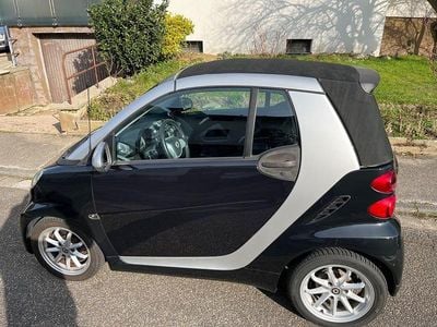 Gebraucht Smart ForTwo Cabrio 71 PS (52 kW) 2011 Schwarz Cabrio