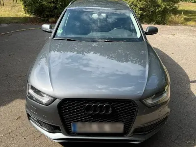Gebraucht Audi A4 150 PS (110 kW) 2013 Grau Kombi