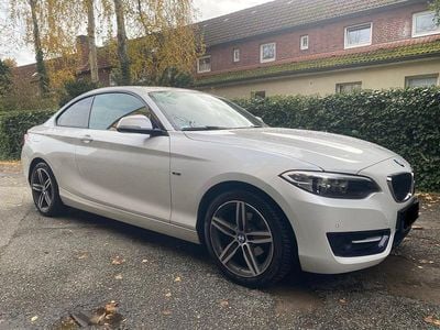 Gebraucht BMW 218 Sport Line 143 PS (105 kW) 2014 Weiß Coupé