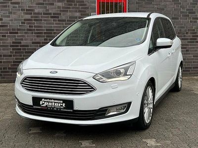 Weiß Gebraucht 2017 Ford Grand C-Max Titanium Van / Kleinbus | 14.950 € (Etwas zu teuer)