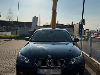 Second-hand BMW 523 190 CP (139 kW) 2007 Albastru Berlinǎ