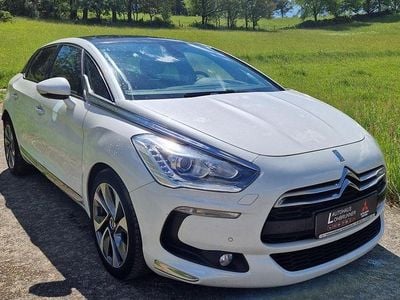 Gebraucht Citroën DS5 So Chic 181 PS (133 kW) 2015 Weiß Kleinwagen