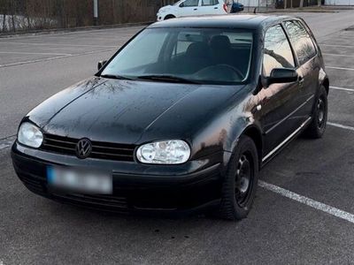 VW Golf IV