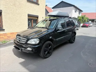 Gebraucht Mercedes ML270 Edition 163 PS (119 kW) 2005 Schwarz SUV