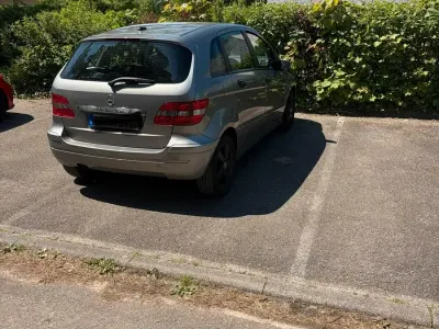 Gebraucht Mercedes B170 2007 Grau Van / Kleinbus