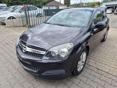 Opel Astra GTC