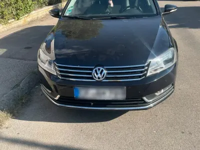 Gebraucht VW Passat 140 PS (102 kW) 2011 Schwarz Kombi