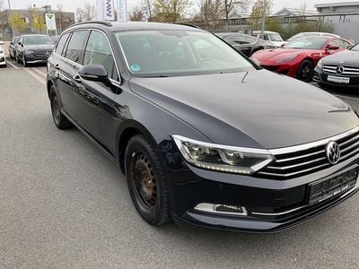 Gebraucht VW Passat Comfortline 150 PS (110 kW) 2015 Schwarz Kombi