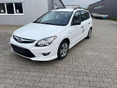 Gebraucht Hyundai i30 109 PS (80 kW) 2011 Kombi