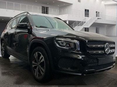 Gebraucht Mercedes GLB200 Progressive 163 PS (119 kW) 2021 Kosmosschwarz SUV