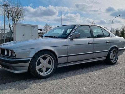 Gebraucht BMW 535 211 PS (155 kW) 1988 Silber Limousine