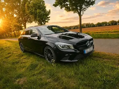 Gebraucht Mercedes CLA220 177 PS (130 kW) 2016 Schwarz Limousine
