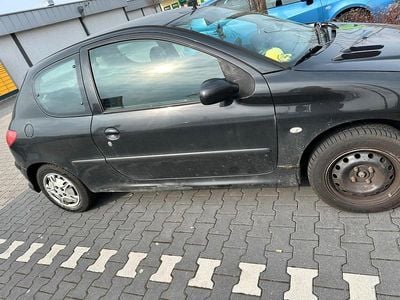 Gebraucht Peugeot 206 88 PS (64 kW) 2005 Schwarz Kleinwagen
