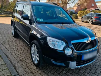 Używany Skoda Yeti 110 KM (80 kW) 2012 Czarny SUV