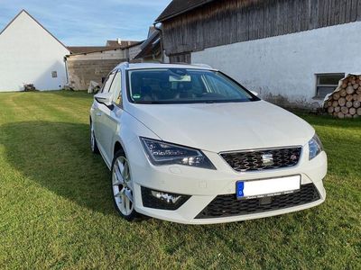 Weiß Gebraucht 2016 Seat Leon ST FR Kombi | 13.999 € (Fairer Preis)