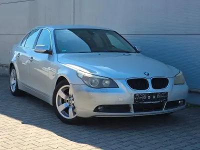 Gebraucht BMW 520 170 PS (125 kW) 2003 Silber Limousine