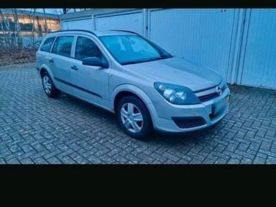 Gebraucht Opel Astra 101 PS (74 kW) 2004 Grau Kombi