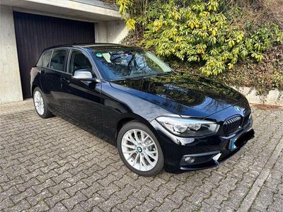 Schwarz Gebraucht 2016 BMW 118 Advantage Kleinwagen | 11.650 € (Etwas zu teuer)