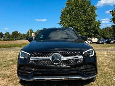 Mercedes GLC300
