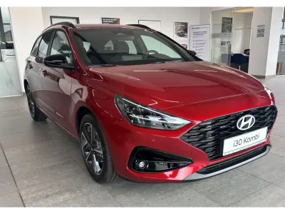 Neu Hyundai i30 Advantage 115 PS (84 kW) 2025 Ultimate red / met Kombi