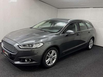 Gebraucht Ford Mondeo Titanium 179 PS (131 kW) 2018 Grau Kombi