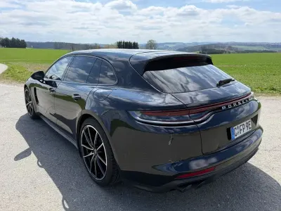 Gebraucht Porsche Panamera 4 330 PS (242 kW) 2021 Schwarz Limousine