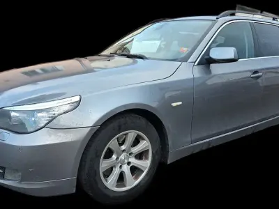 Gebraucht BMW 525 Lifestyle 197 PS (144 kW) 2009 Grau Kombi
