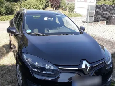 Gebraucht Renault Mégane GrandTour LIMITED 110 PS (80 kW) 2015 Schwarz Kombi