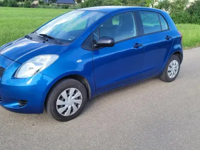 Gebraucht Toyota Yaris 69 PS (50 kW) 2008 Blau Kleinwagen