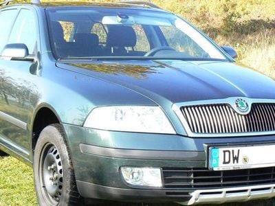 Gebraucht Skoda Octavia 105 PS (77 kW) 2006 Grün metallic Kombi