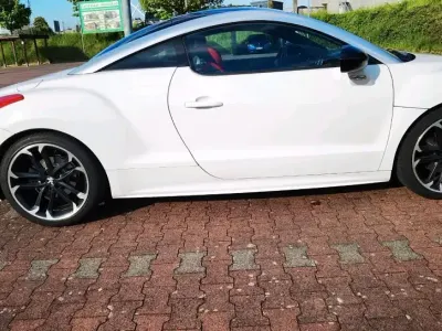 Gebraucht Peugeot RCZ 156 PS (114 kW) 2012 Weiß Coupé