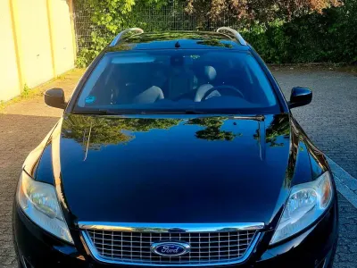Gebraucht Ford Mondeo 140 PS (102 kW) 2010 Schwarz Kombi