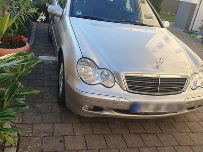 Mercedes 220
