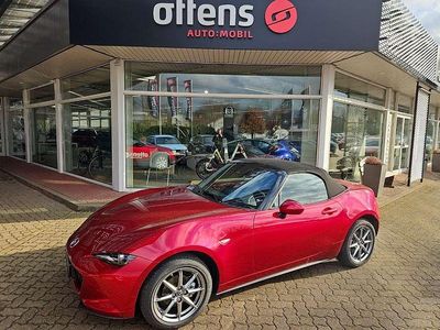 Neu Mazda MX5 Exclusive-Line 132 PS (97 kW) 2025 Soul red crystal m Cabrio