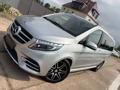 Gebraucht Mercedes 300 190 PS (139 kW) 2017 Silber Van / Kleinbus