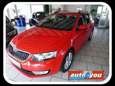 Gebraucht Skoda Octavia Ambition 110 PS (80 kW) 2015 Rot Kleinwagen