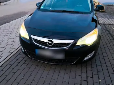 Occasion Opel Astra 140 ch (102 kW) 2010 Noir Berline