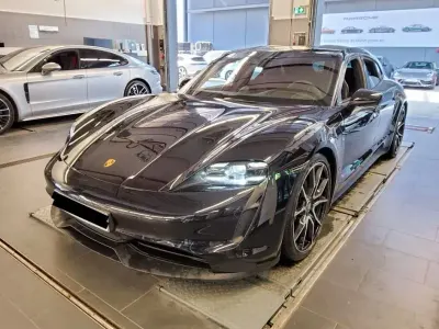 Gebraucht Porsche Taycan 4S Sport Turismo Sport Turismo 419 kW (571 PS) 2023 Schwarz Kombi