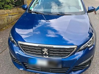 Gebraucht Peugeot 308 SW Allure 131 PS (96 kW) 2018 Blau Kombi