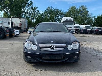 Gebraucht Mercedes C220 150 PS (110 kW) 2006 Schwarz Kleinwagen