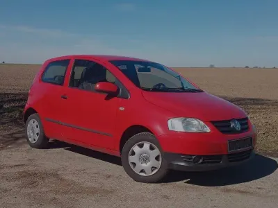 Używany VW Fox 54 KM (39 kW) 2006 Czerwony Hatchback