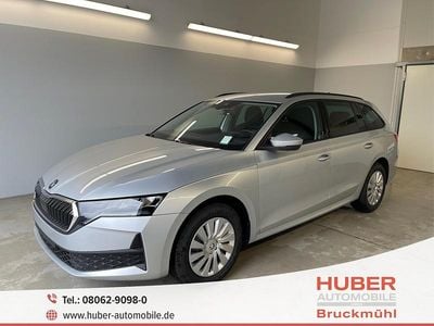 [8e8e] brillantsilber metallic Neu 2025 Skoda Octavia Essence Kombi | 30.280 € (Superpreis)