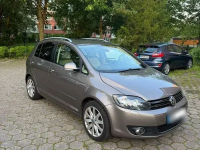 Gebraucht VW Golf Plus 140 PS (102 kW) 2011 Braun Van / Kleinbus