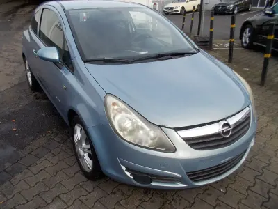 Usado Opel Corsa Innovation 80 HP (58 kW) 2008 Azul Citadino